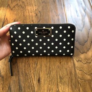 kate spade black/white dot wallet